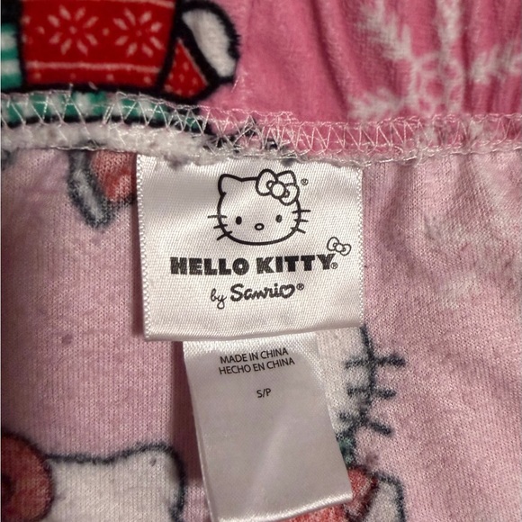 Kawaii Cozy Care Bundle - Size Small - Picture 4 of 11